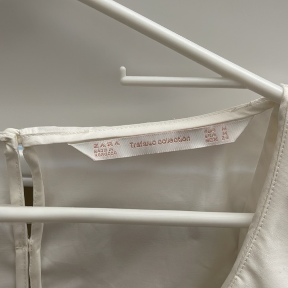 Zara Ruffles blouse M - Picture 2 of 3